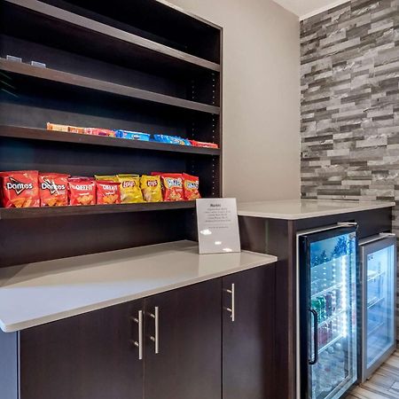 אמפוריה Comfort Inn & Suites מראה חיצוני תמונה