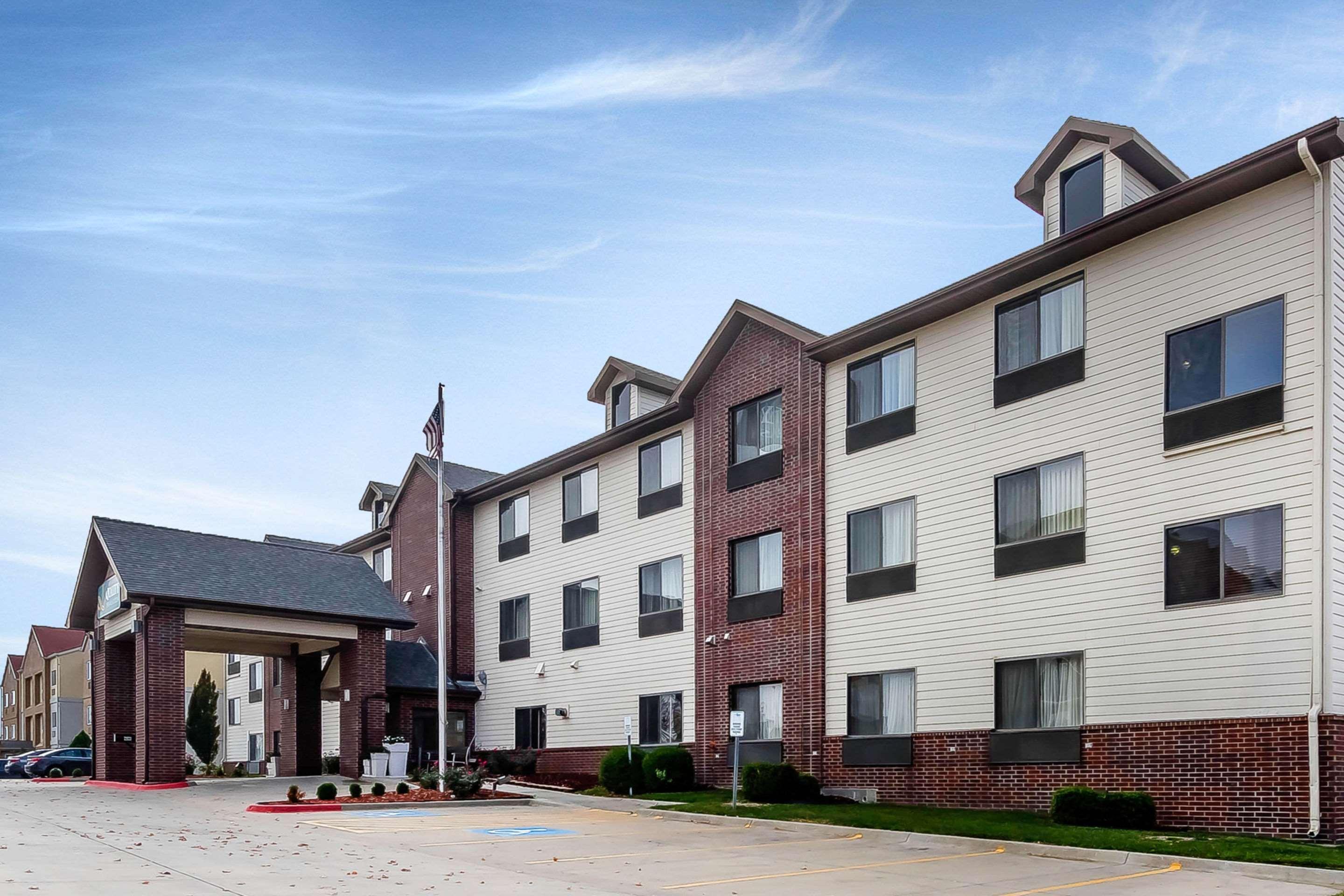 אמפוריה Comfort Inn & Suites מראה חיצוני תמונה