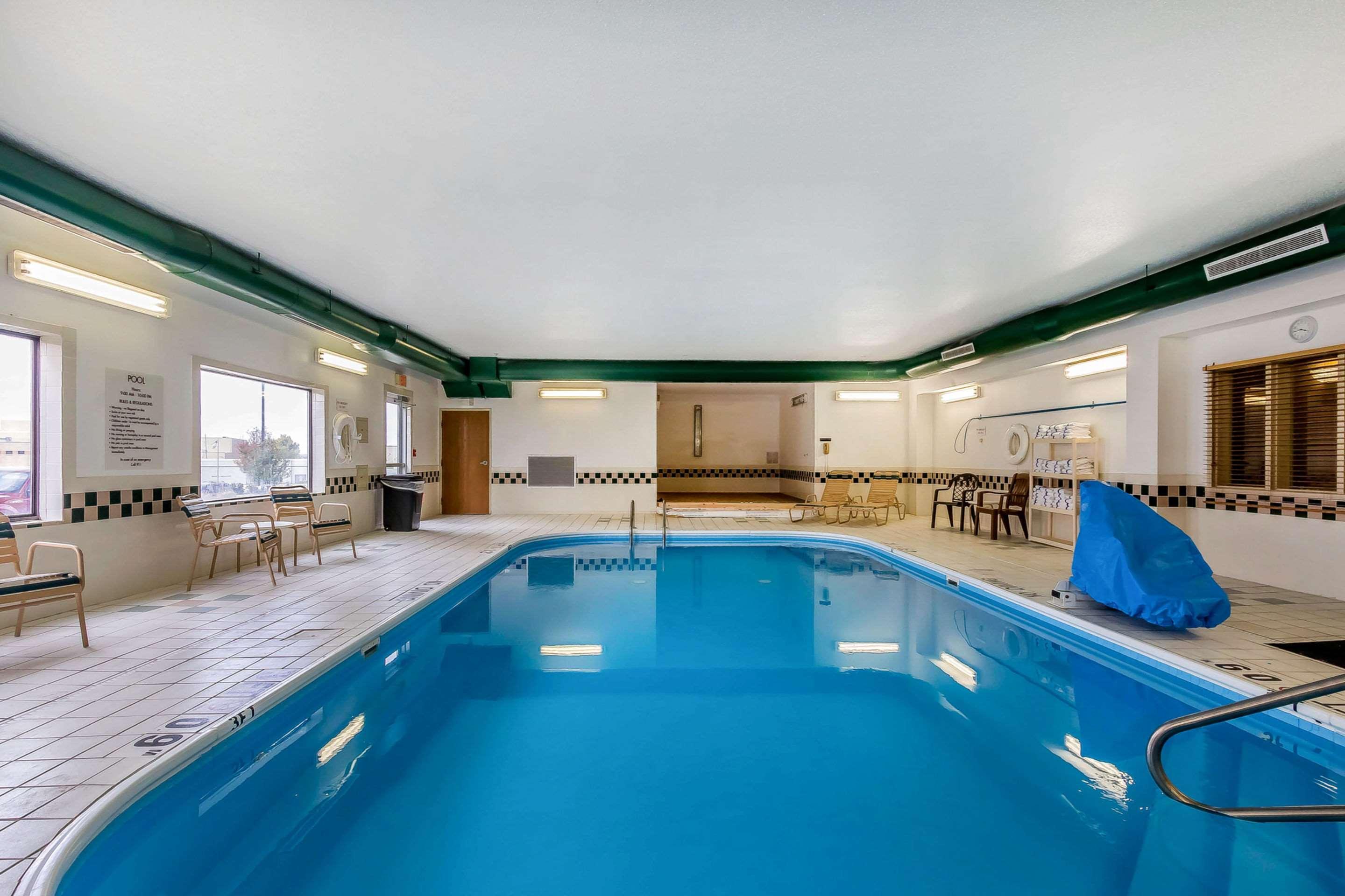 אמפוריה Comfort Inn & Suites מראה חיצוני תמונה