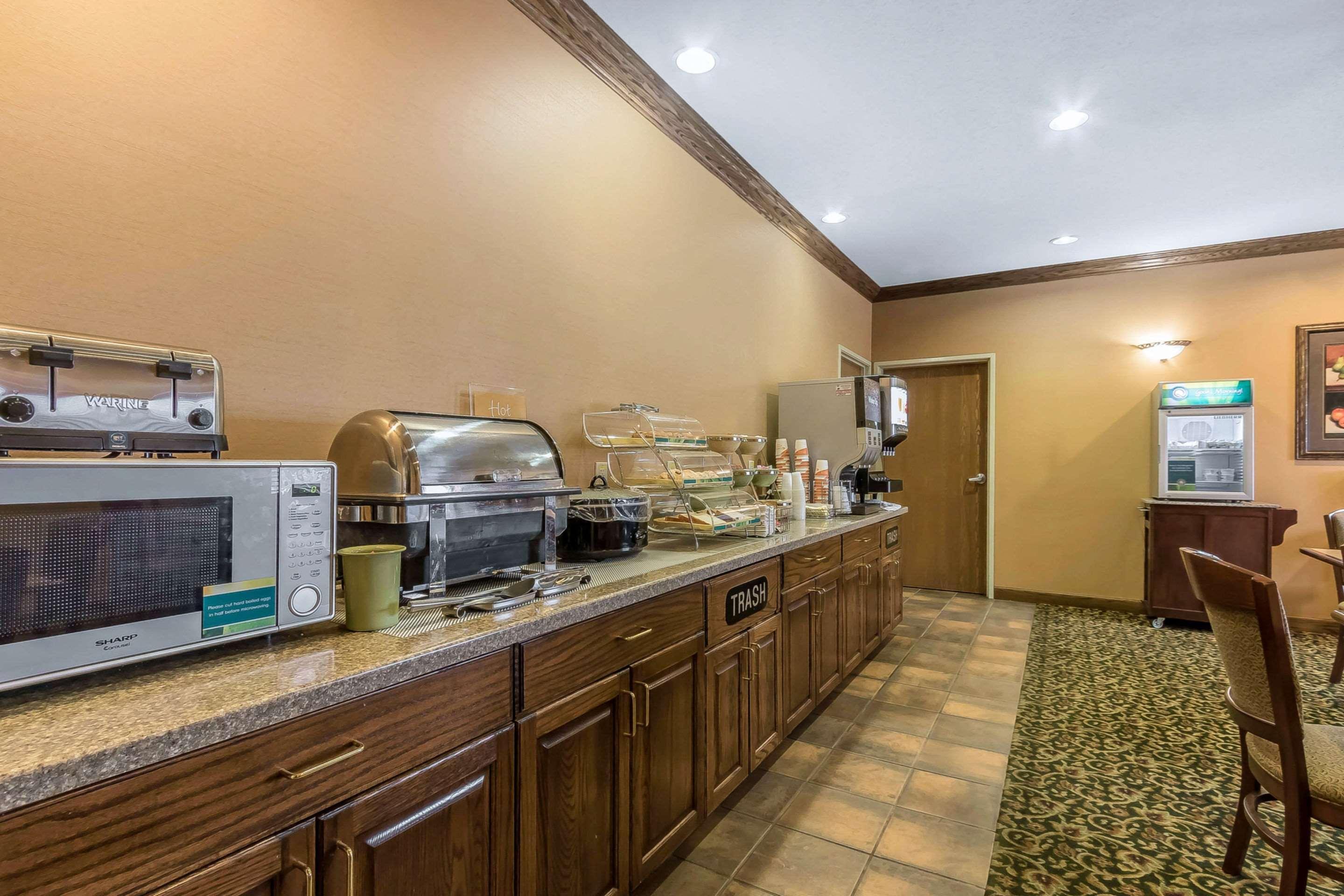 אמפוריה Comfort Inn & Suites מראה חיצוני תמונה
