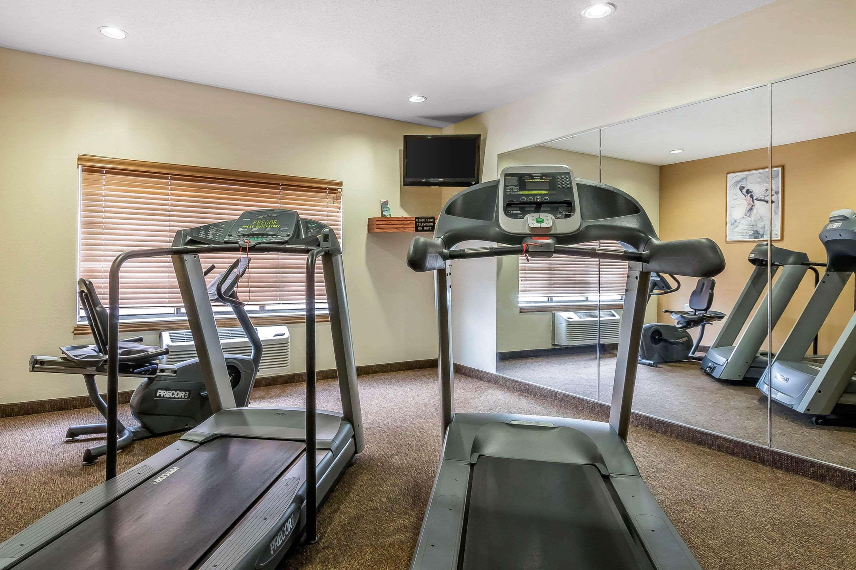 אמפוריה Comfort Inn & Suites מראה חיצוני תמונה