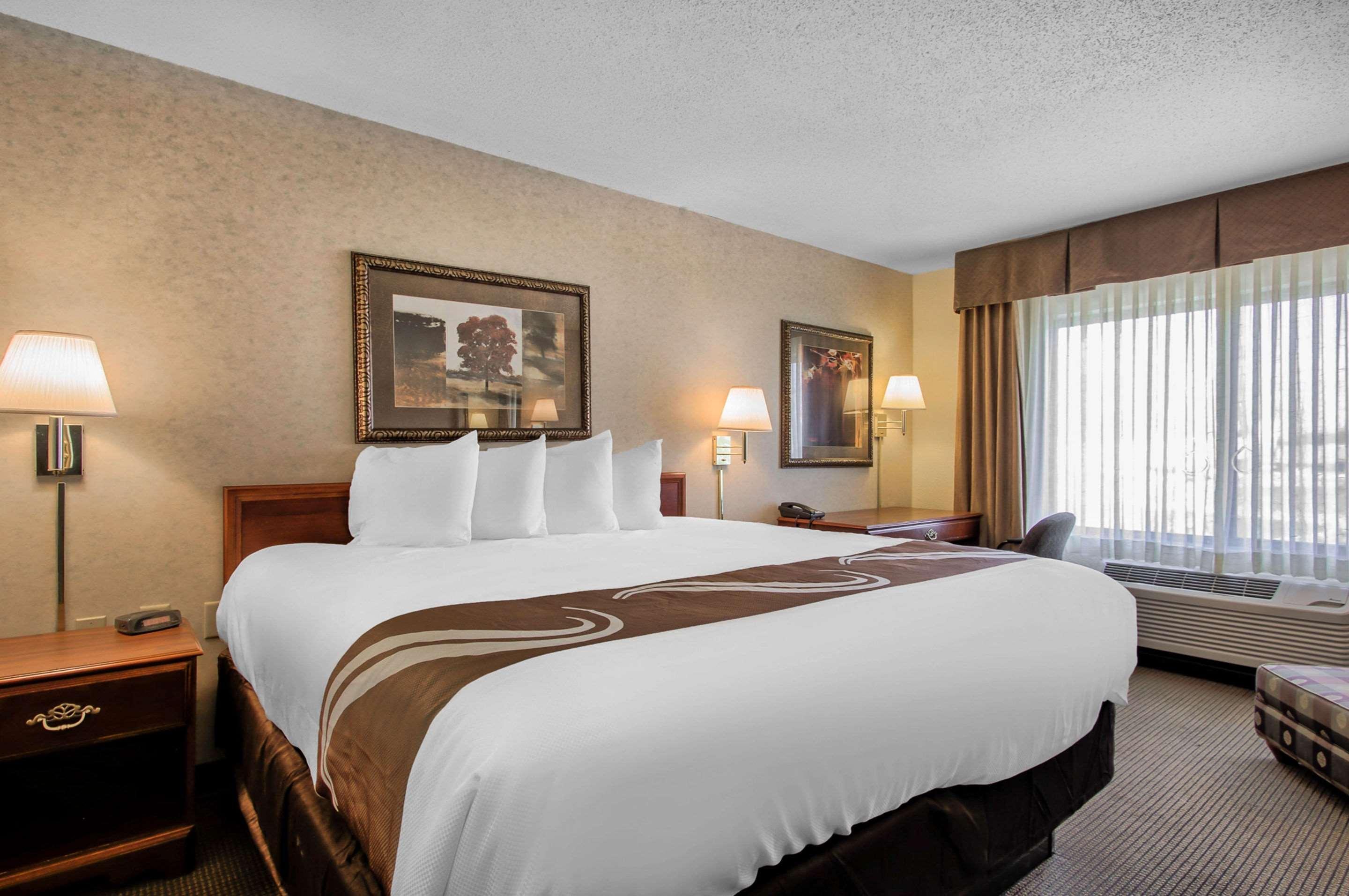 אמפוריה Comfort Inn & Suites מראה חיצוני תמונה