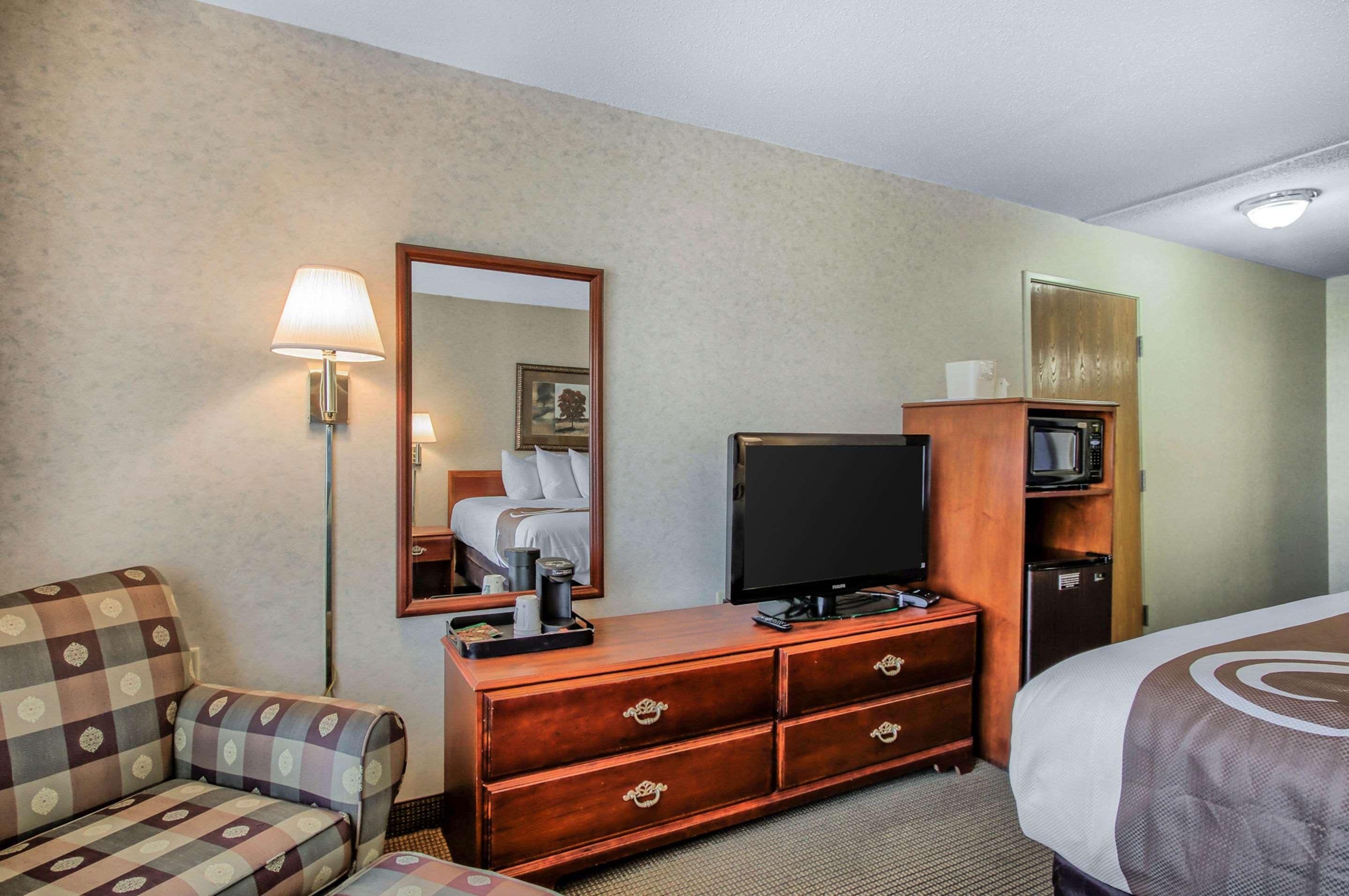 אמפוריה Comfort Inn & Suites מראה חיצוני תמונה
