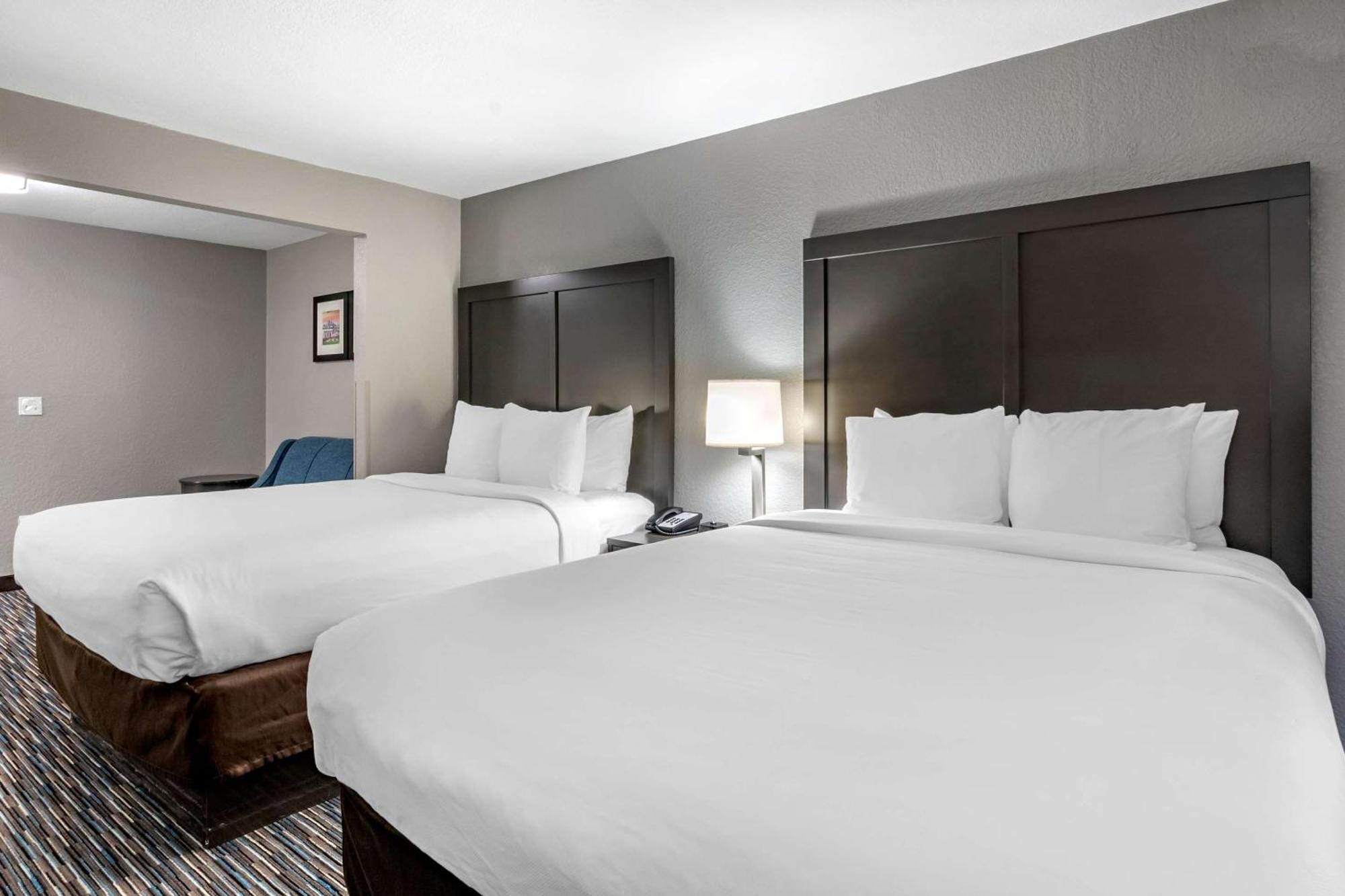 אמפוריה Comfort Inn & Suites מראה חיצוני תמונה
